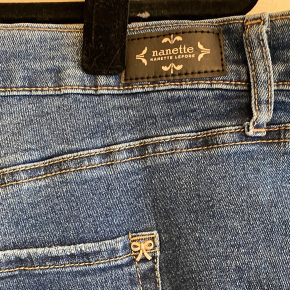 Nanette Lepore Distressed Blue 5-Pocket Jeans super high-rise straight. - Picture 5 of 11